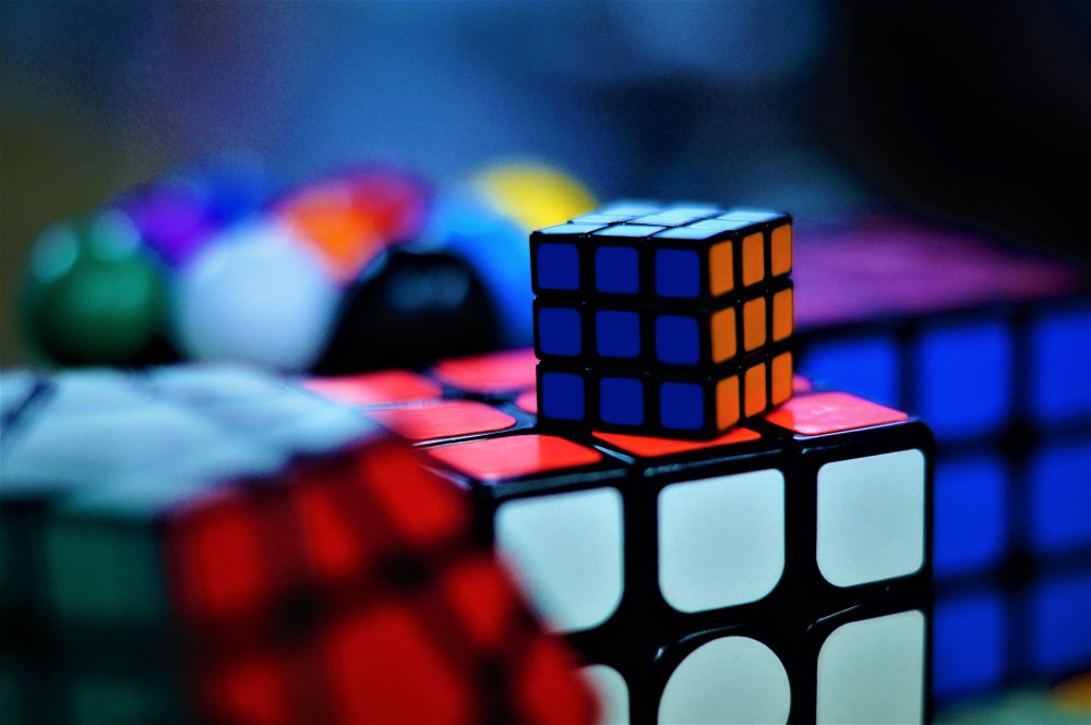 Rubiks kub i flera olika tappningar